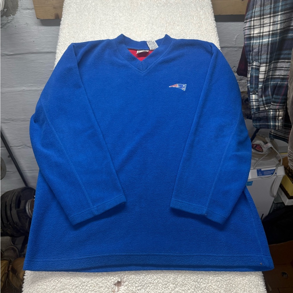 Vintage The edge 2000 NFL New England Patriots Blue V-Neck fleece top size Lg
